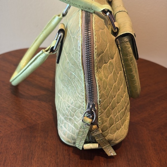 Dooney & Bourke  Vintage  alligator Satchel  Leather  Lt. Green  Front pocket - Picture 5 of 15